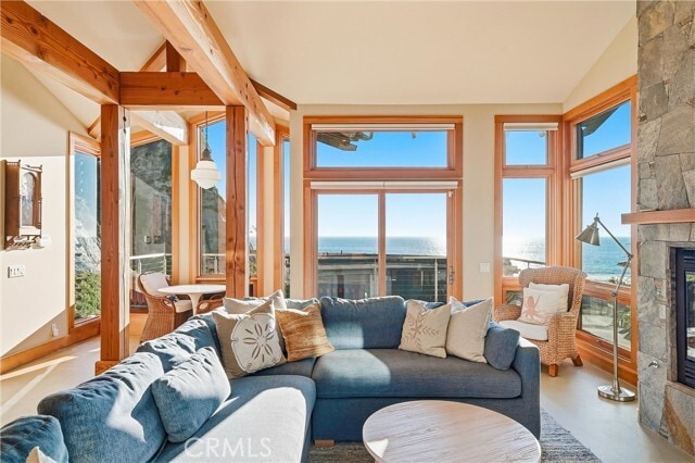 Building Photo - 329 Boca Del Canon