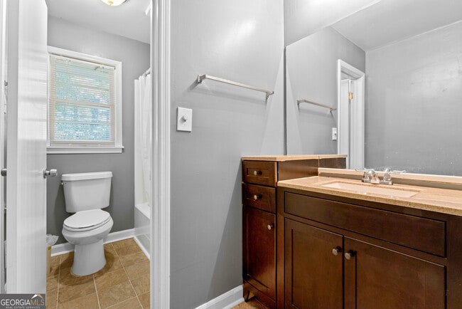 Building Photo - 6418 Briarwood Ct