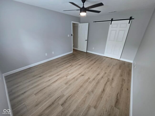 Building Photo - 481 Villa Meadow Dr