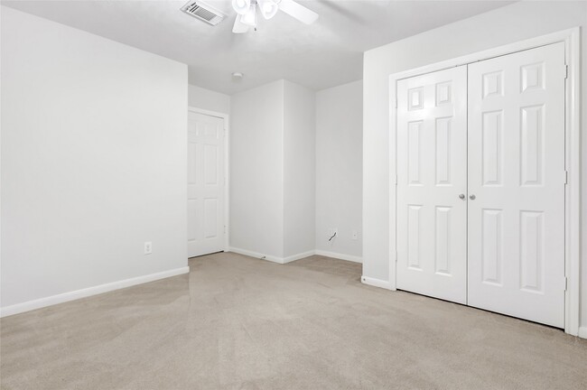 Building Photo - 10231 West Palm Lake Drive