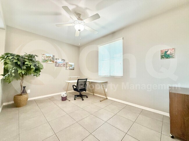 Building Photo - 3959 E Perkinsville St