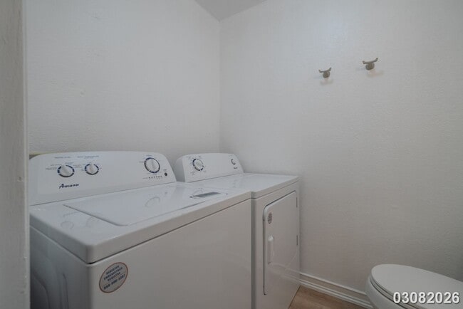 Building Photo - 3 bd, 1.5 ba townhome in Palehua Hale Community in Makakilo