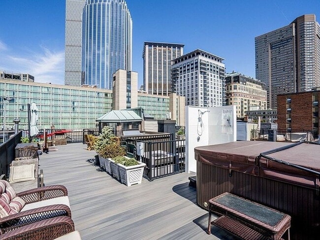 Building Photo - 94 St Botolph St