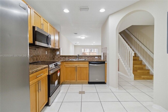 Building Photo - 3079 SW 129th Way