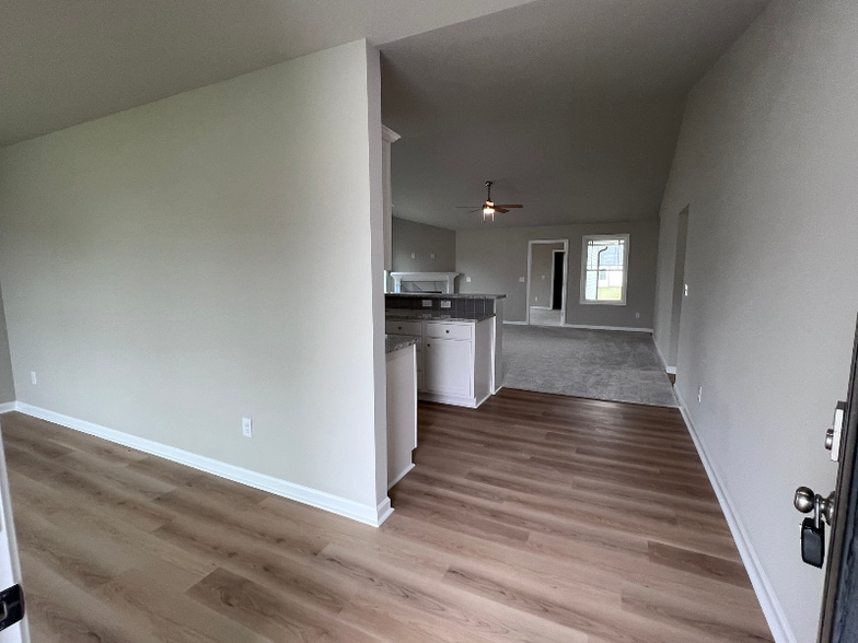 Building Photo - 26 Flatland Dr