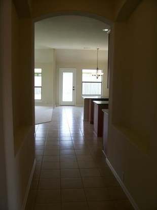 Building Photo - 2633 Pine Trail Dr