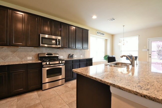 Building Photo - 14819 Vesper Lake Ct