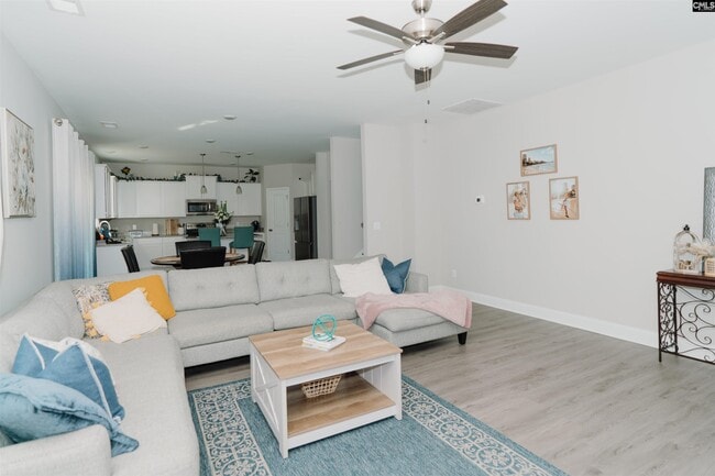 Building Photo - 106 Ellie Ln