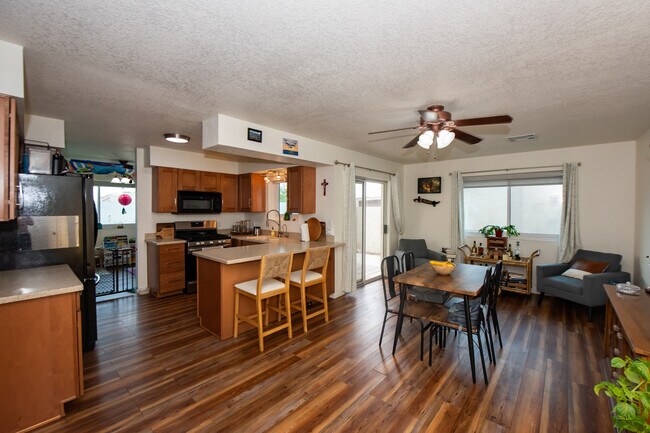 Building Photo - 11239 E 27th Pl