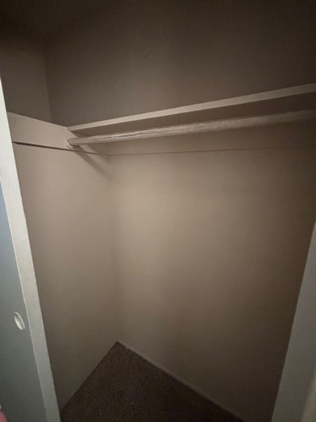 Building Photo - Fair Oaks Bungalow!