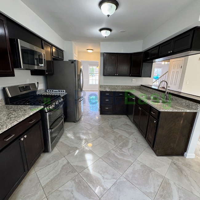 Building Photo - 1329 Millington Ct