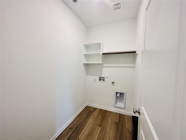 Building Photo - 8112 Green Heron Dr