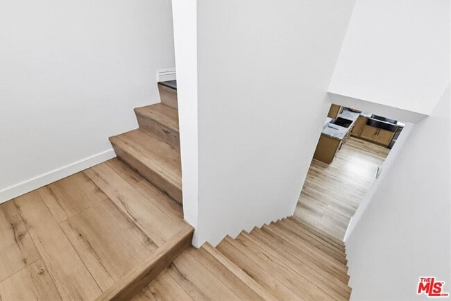 Building Photo - 2200 Easy Ave