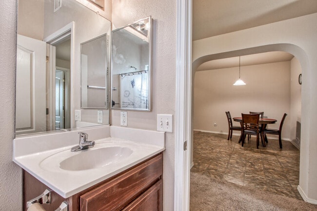 Building Photo - 14300 Gil Reyes Dr