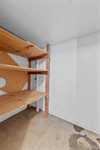 Building Photo - 250 Cedar Grove Dr