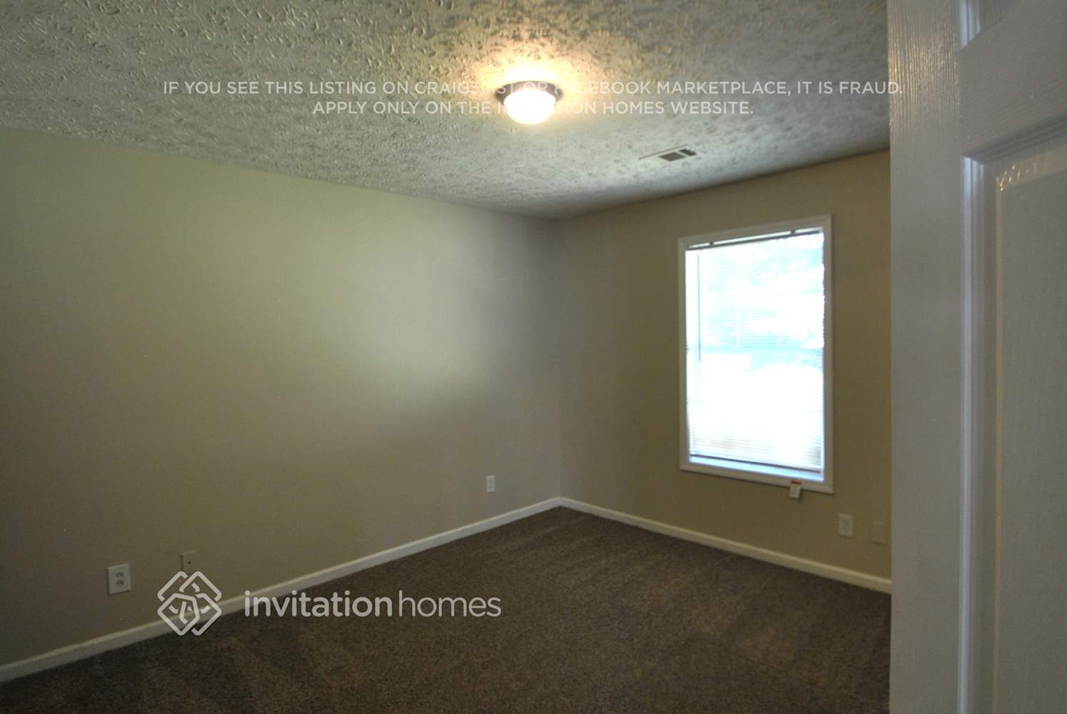 Building Photo - 216 Chelsea Ct
