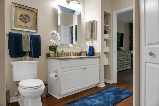 2nd Bathroom - 60 Fenwick Hall Aly