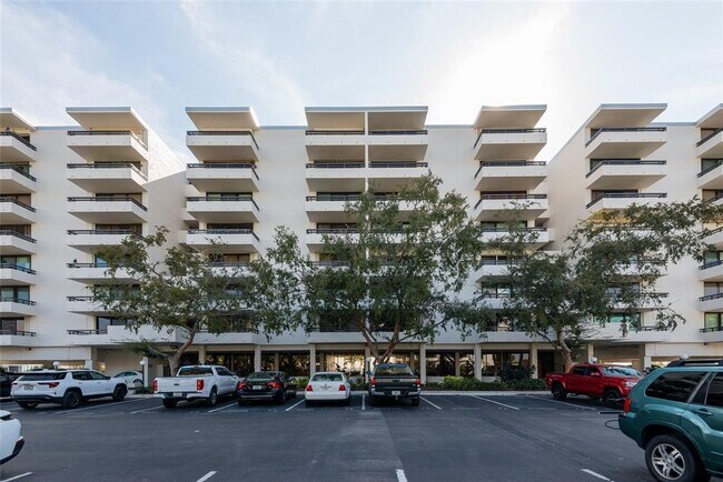 Building Photo - 5700 Mariner St