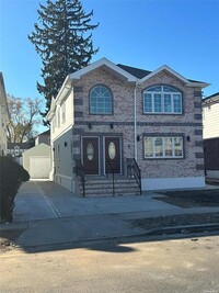 Building Photo - 119-28-11201 201 Pl