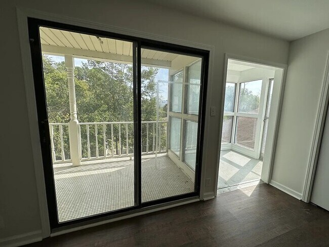 Building Photo - 2712 Garvin Rd NW