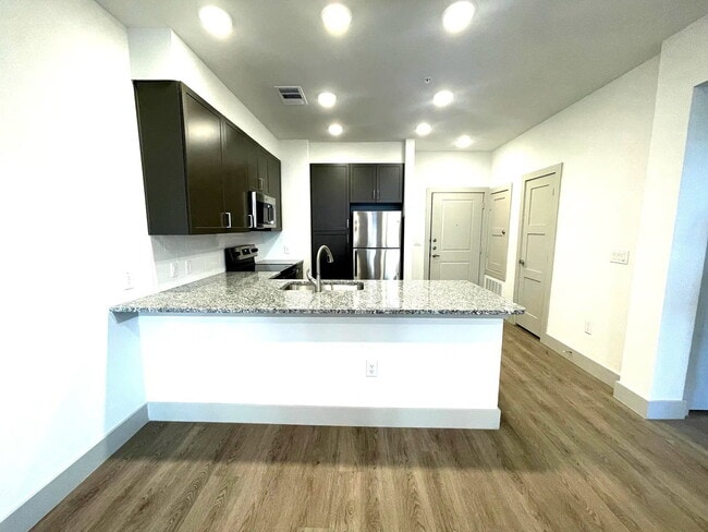 Building Photo - 4320 S Legacy Dr