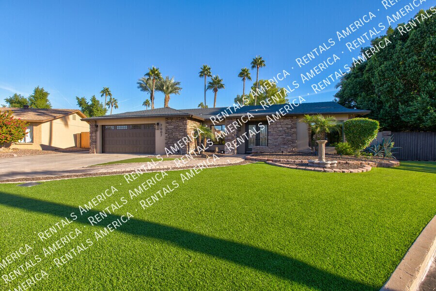 Building Photo - 7007 N Vía De Manana