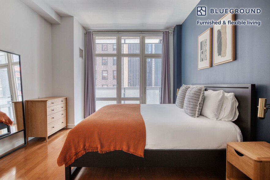 Building Photo - 1600 Broadway-SI FL14-ID697