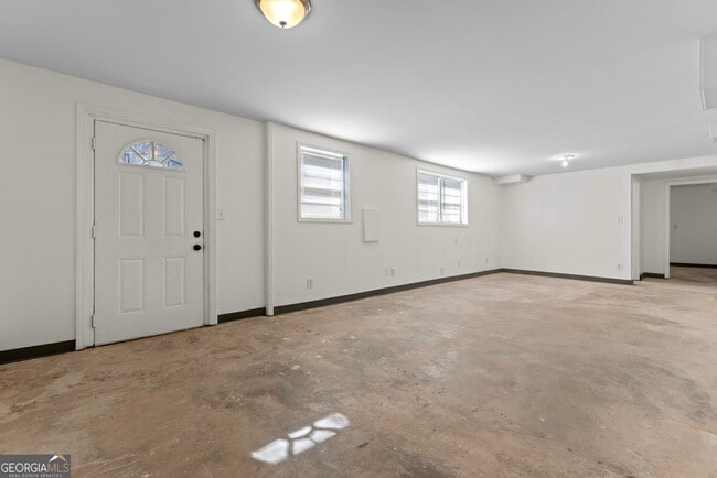 Building Photo - 6418 Briarwood Ct
