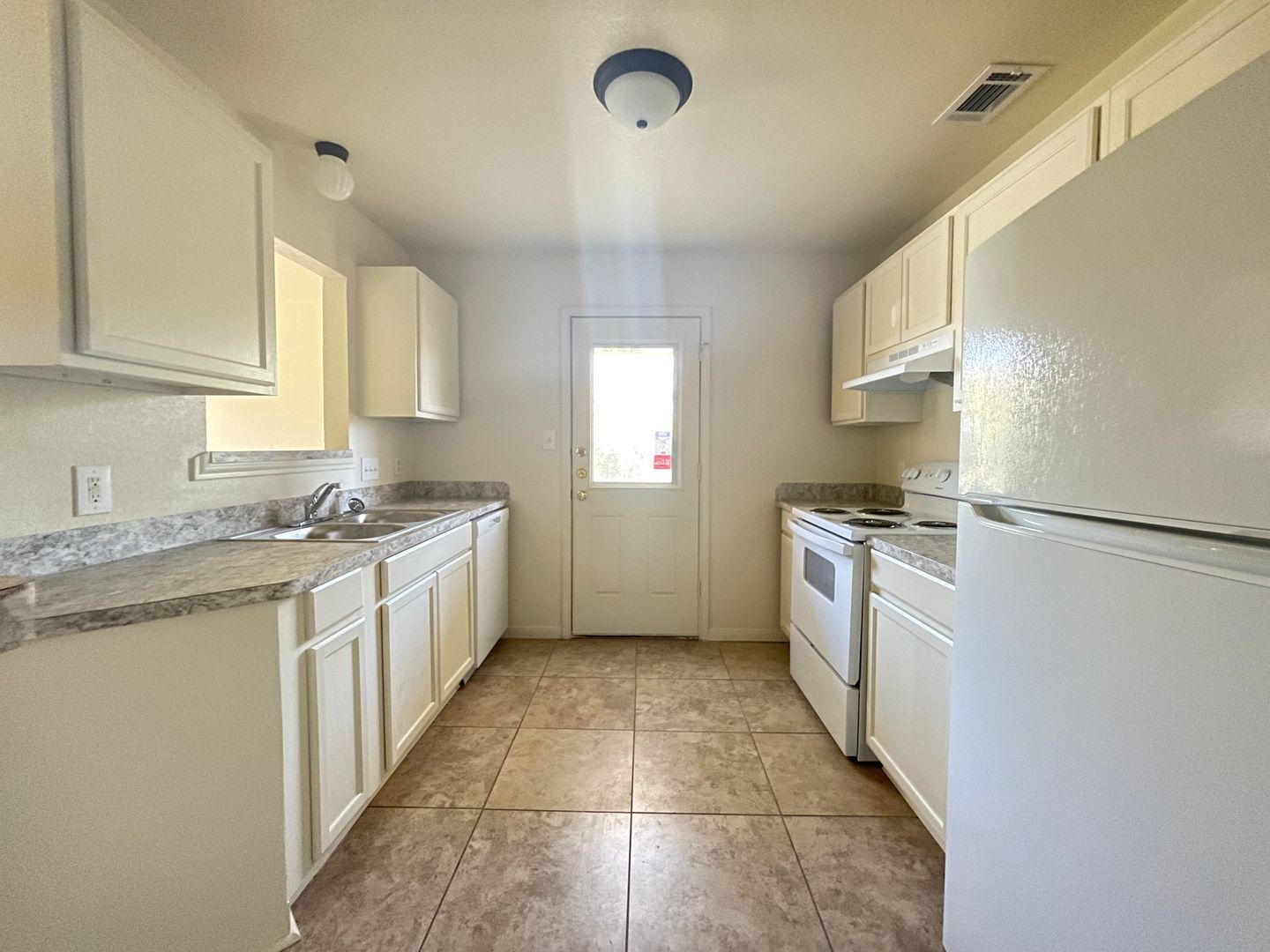 Building Photo - 2609 Vernice Loop