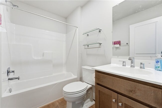 Building Photo - 227 Oliver Wy