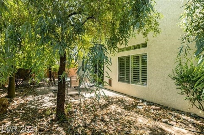 Building Photo - 1827 Cavendish Way