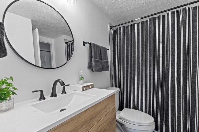 Building Photo - The Gunners Lake Gem | Modern 2BR Furnished Townhouse