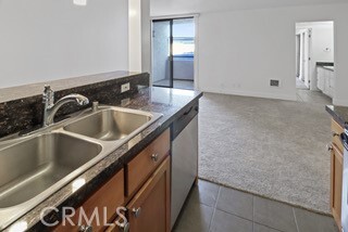 Building Photo - 10982 Roebling Ave