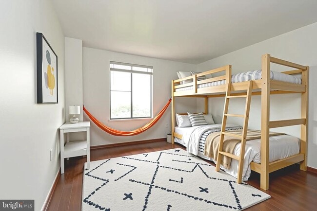 Building Photo - 6300 Stevenson Ave