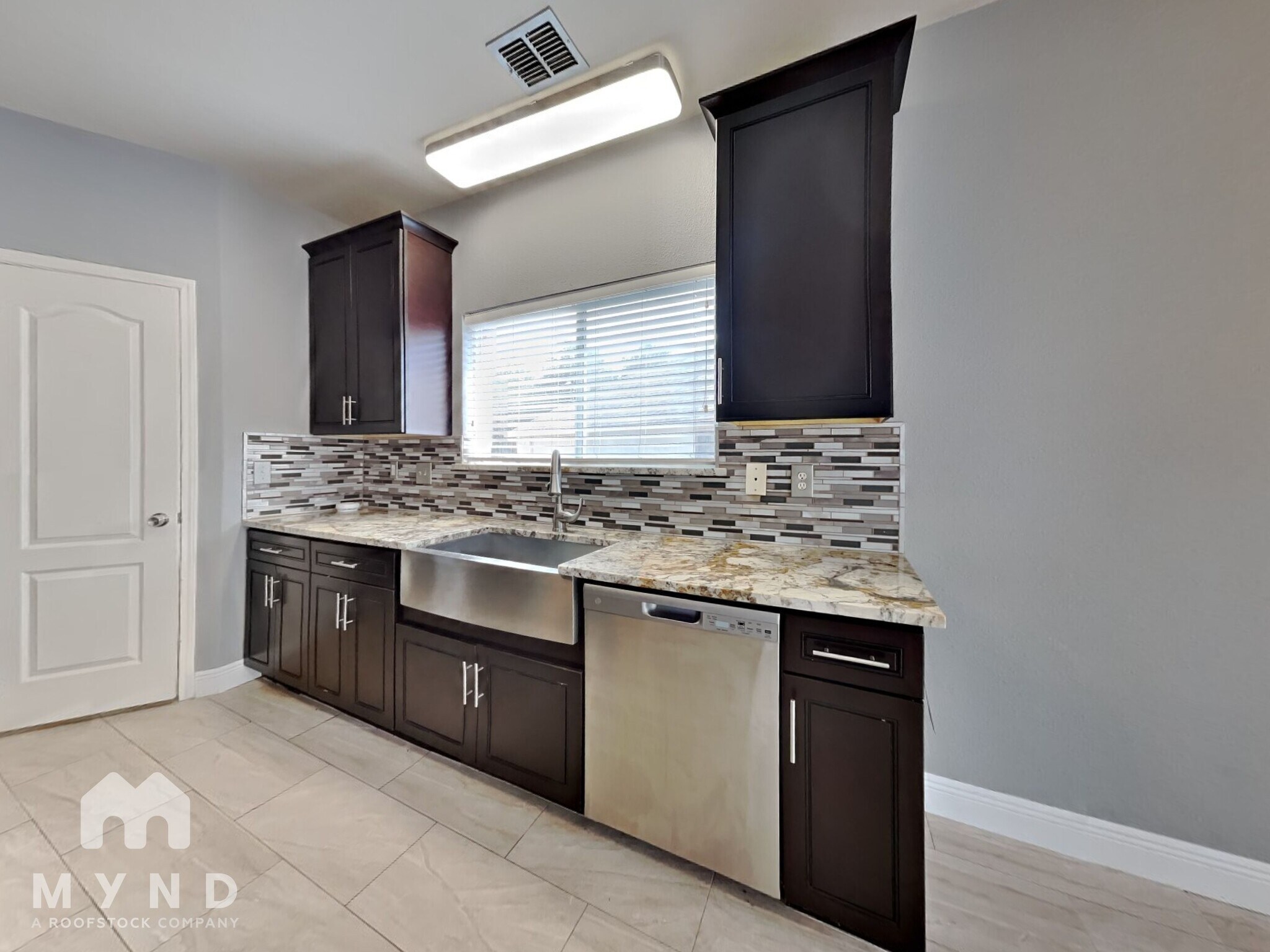 Building Photo - 26811 Spiral Canyon