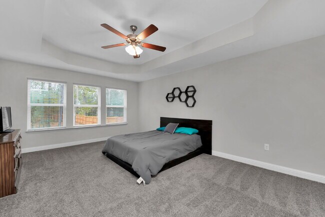 Building Photo - 8001 Silver Maple Dr