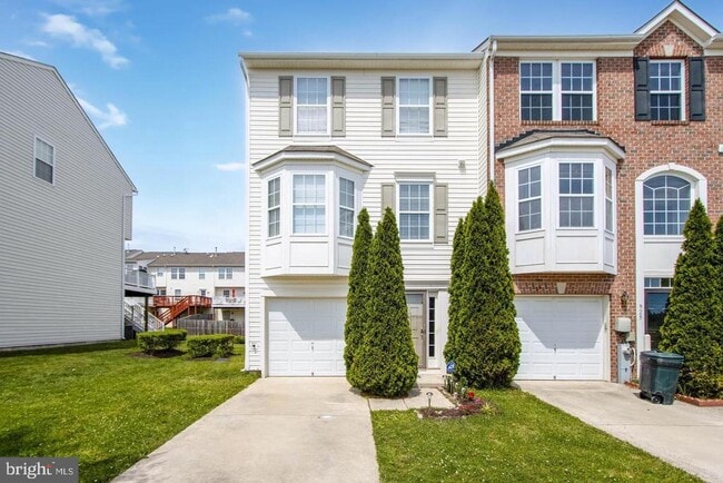 Building Photo - 927 Tipton Rd