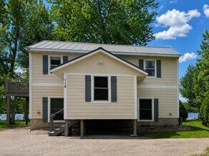 Building Photo - 118 Willow Point Dr