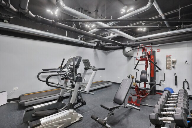 Building Photo - 1464 S Michigan Ave