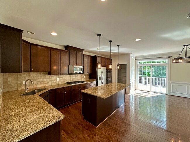 Building Photo - 20284 Center Brook Square