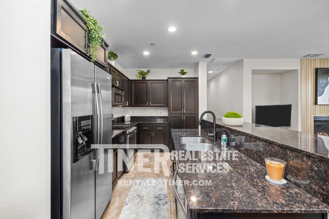 Building Photo - 506 Monet Ln