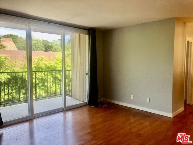 Building Photo - 1115 Cordova St