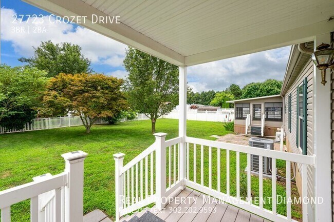 Building Photo - 27723 Crozet Dr