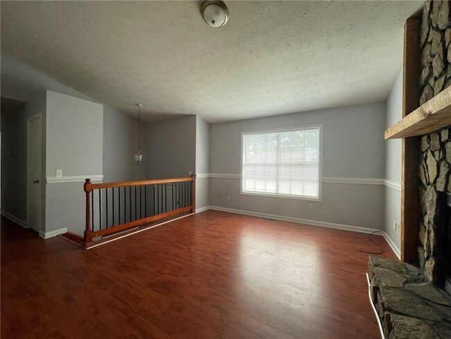 Building Photo - 5721 Glenn Hollow Ct