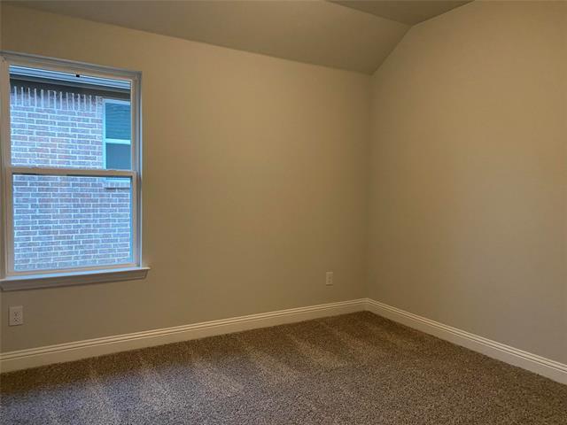 Building Photo - 213 Portina Dr