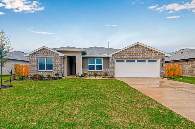 Building Photo - 3418 Lake Landing Ln