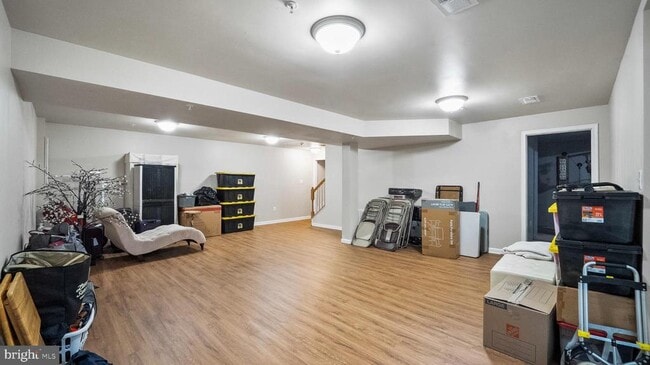 Building Photo - 12100 Vintner Dr