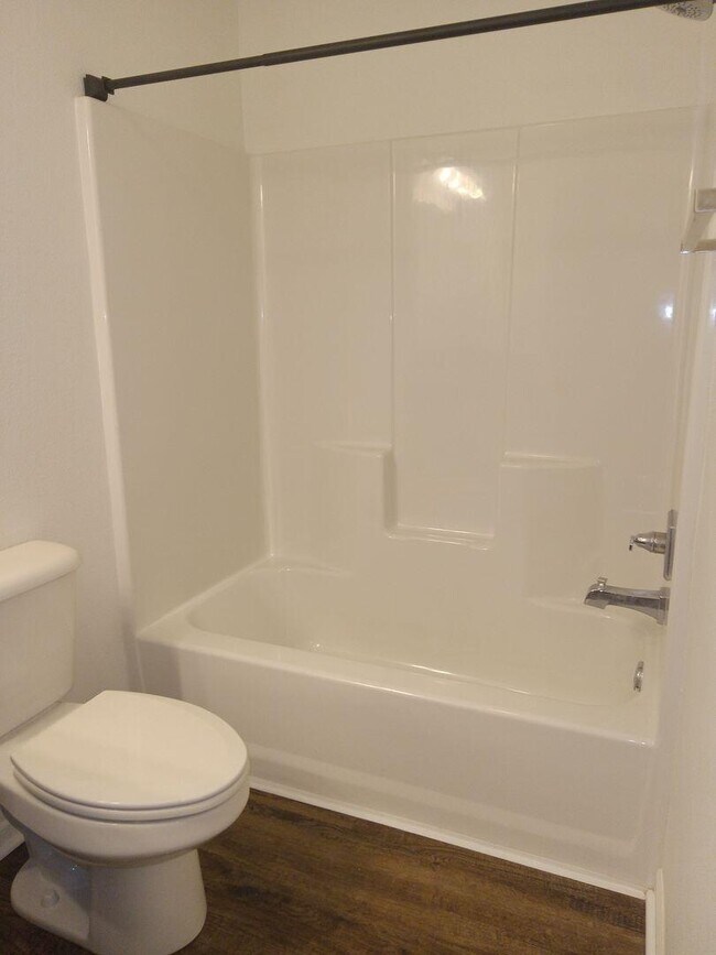 Building Photo - 512 Alex Jordan Dr.