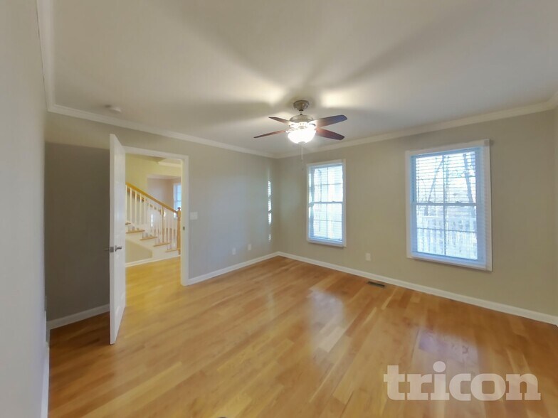 Building Photo - 4919 Post Oak Tritt Rd