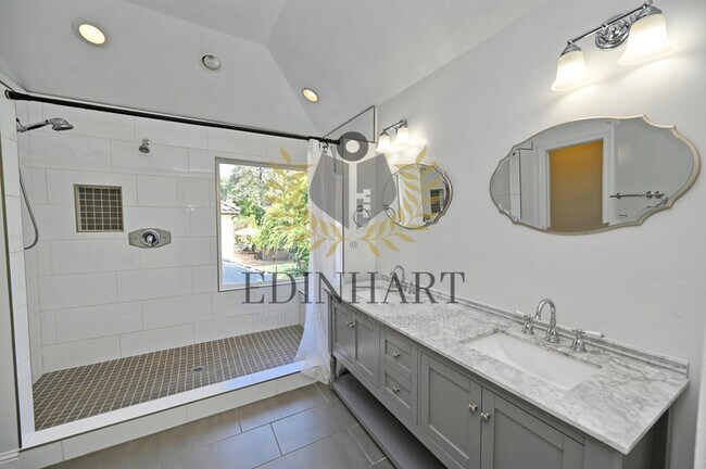 Building Photo - 21678 Eastmere Ln
